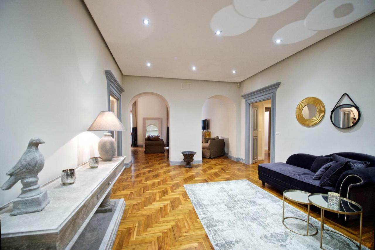 Apartment Carducci Luxury Rom